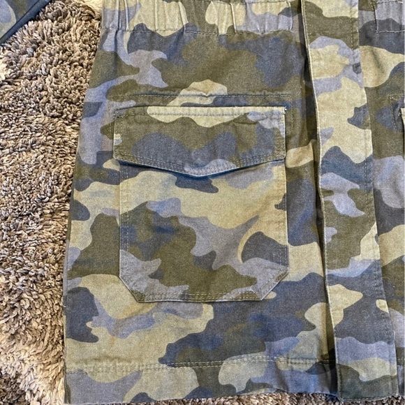 Girls cat and Jack army print hooded jacket - Picture 3 of 7